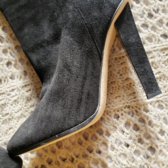 🔥 PRICE DROP JIMMY CHOO "BILL" FRINGE BOOTS - Picture 8 of 15